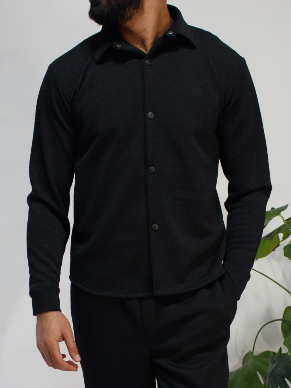 Men's Sleek Black Jacquard Casual Look