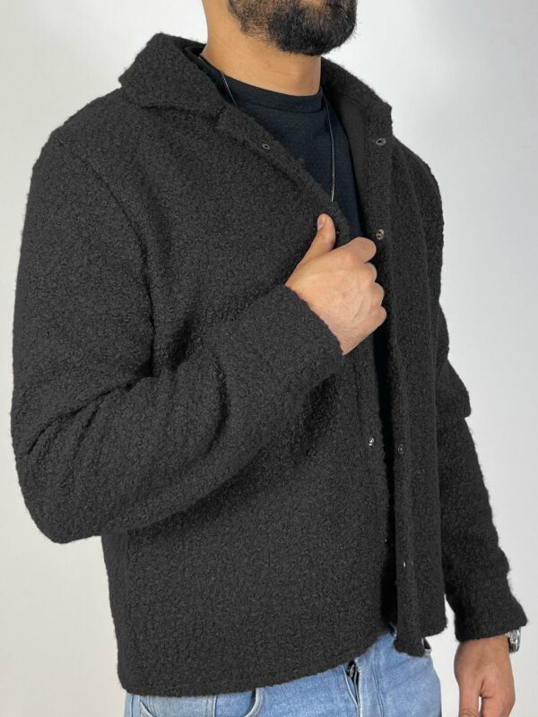veste-rouge1_ba7fe447-90b0-49b2-aa9e-d4be2f6e8741.jpg